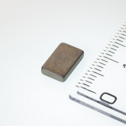 Neodymový magnet hranol 9x5,6x2 P 180 °C, VMM5UH-N35UH