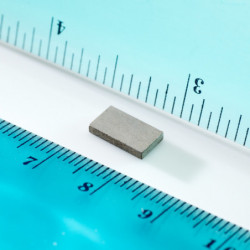 Neodymový magnet hranol 10x5,5x1,5 P 150 °C, VMM6SH-N40SH