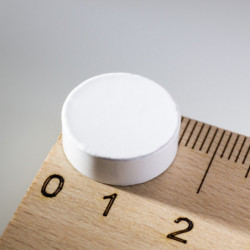 Silnější farebný magnet guľatý pr.15x5 biely