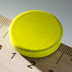 Farebný magnet guľatý pr.26x5 žltý