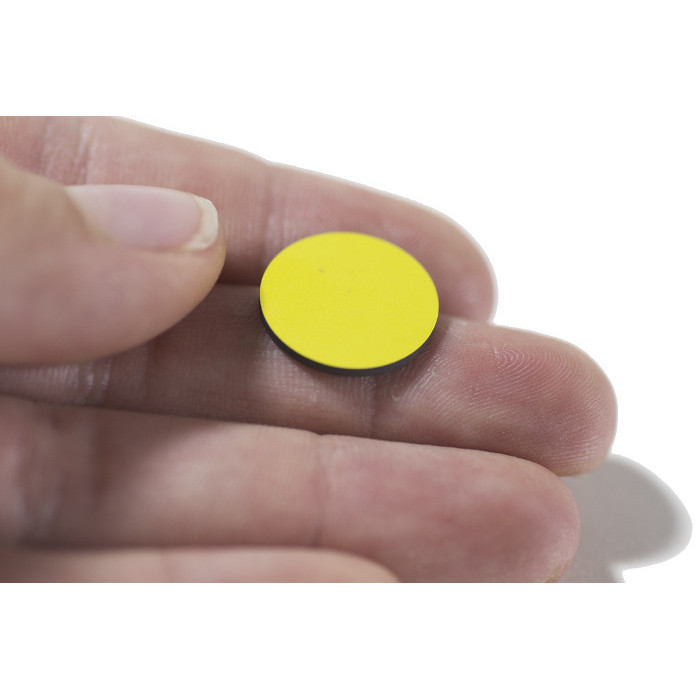 Vyrez z magnetickej fólie pr. 15 mm žltý