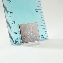 Neodymový magnet hranol 18x18x5 N 80 °C, VMM4-N35