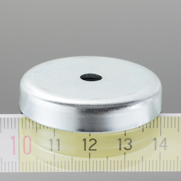 Magnetická šošovka pr. 40, výška 8 mm, vnútorný otvor pre skrutku pr. 5,5 mm