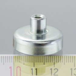 Magnetická šošovka so stopkou pr. 25 x výška 7 mm s vnútorným závitom M4, dlžka závitu 8 mm