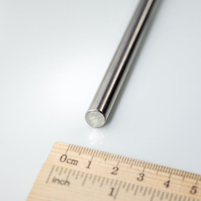 Nerezová oceľ 1.4301 – gulatina pr. 9 mm, dĺžka 1 m
