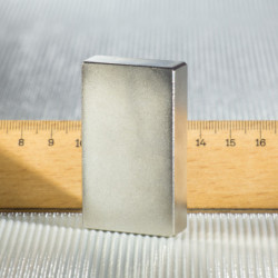 Neodymový magnet hranol 55x32x12 N 80 °C, VMM10-N50