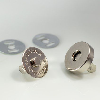 Okrúhly dvojdielny magnetický uzáver s priemerom 18 mm na kabelky a tašky